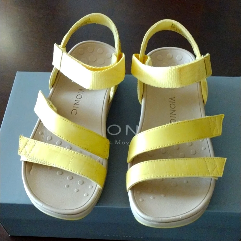 Vionic adjustable wedge sandals - Misty yellow size 7W NIB - Picture 3 of 16